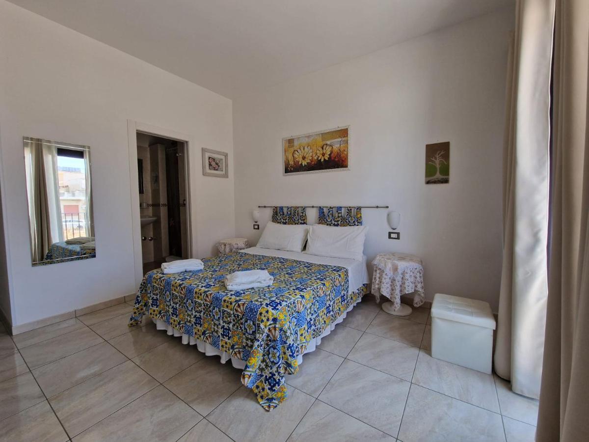 La Trinacria Di Capo Passero Portopalo Di Capo Passero Extérieur photo